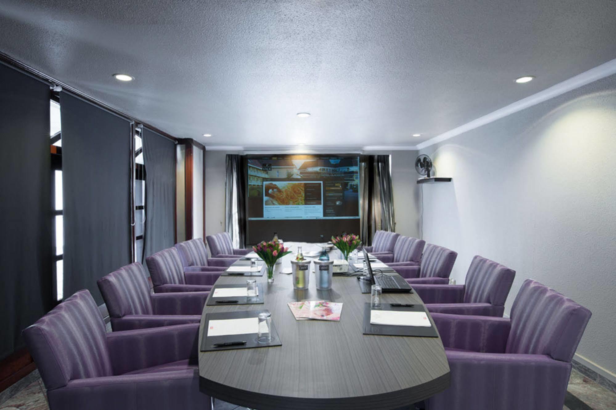 Hotel Gladbeck Van Der Valk Екстер'єр фото